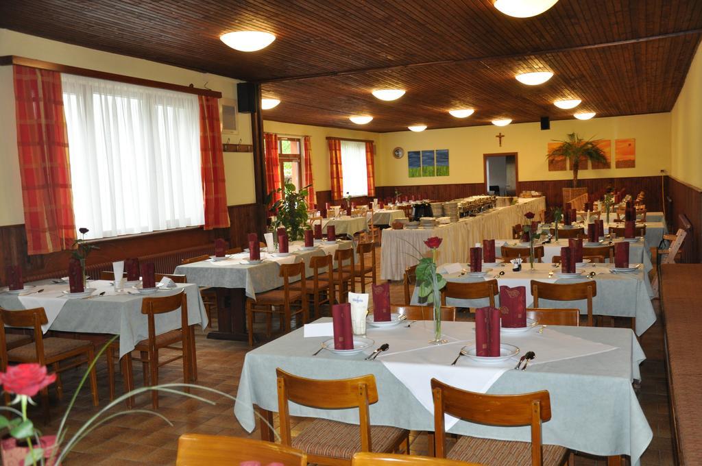 祖尔林德酒店 Sankt Andrä bei Frauenkirchen 外观 照片